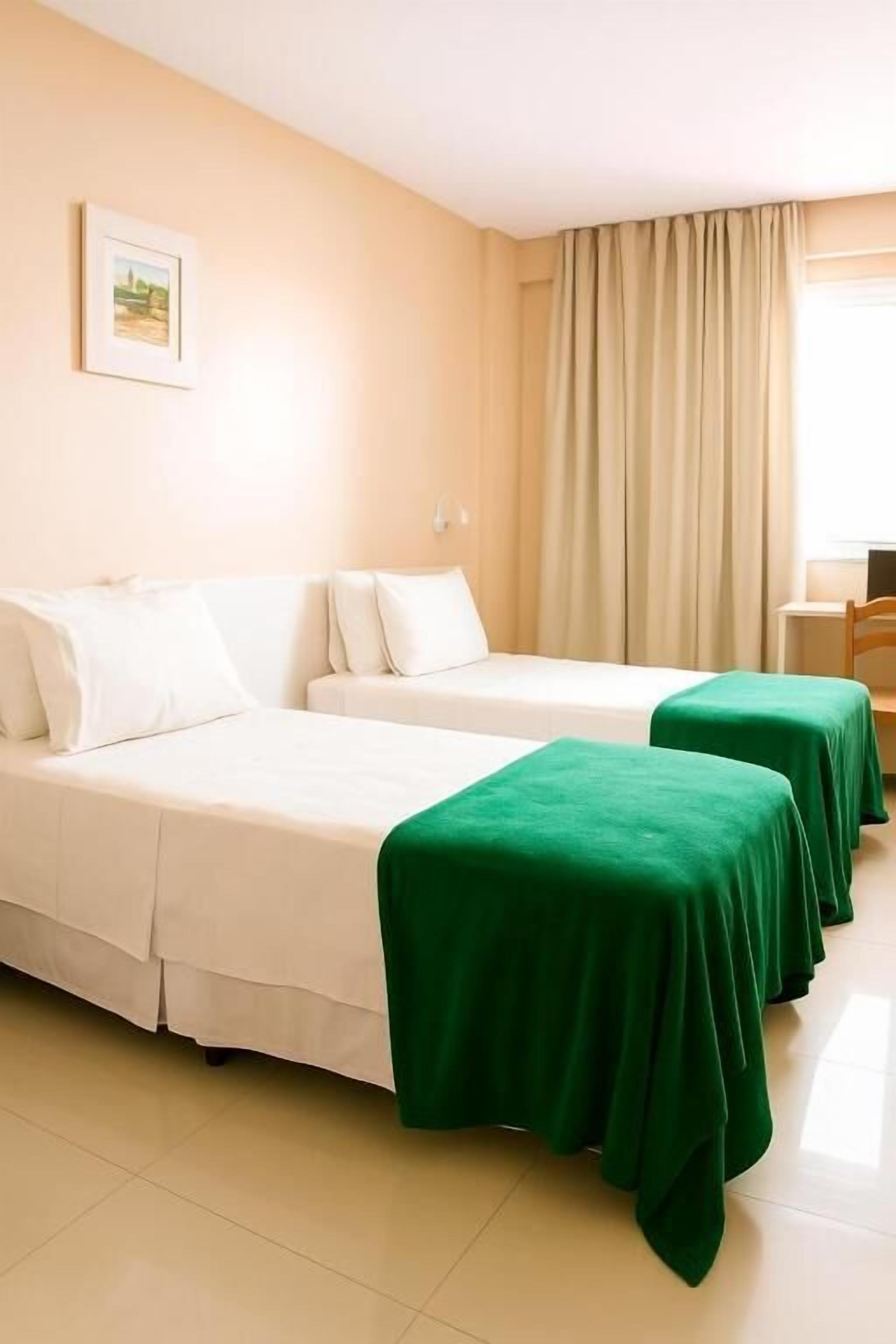 Chambre Économique, 2 lits une place, accessible aux personnes à mobilité réduite