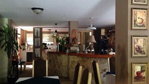 Unclassified image, 4 of 15, button - Central Park Managua (Managua)