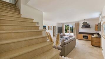 Villa, 5 camere da letto | Cucina privata | Frigorifero, forno, piano cottura, lavastoviglie