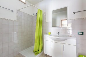 Villa - 5 soveværelser | Badeværelse | Hårtørrer