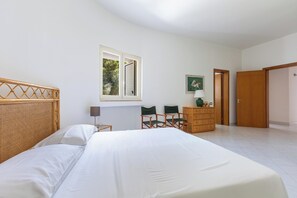 Villa, 5 Bedrooms | 5 bedrooms, iron/ironing board - Villa Merienne (Castrignano del Capo)