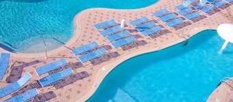 Majestic Beach Resort by Funquest Prop.