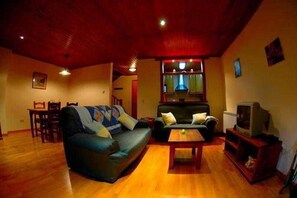 Room - Saga Apartamentos Rurales (SAGA - PUIGCERDA)