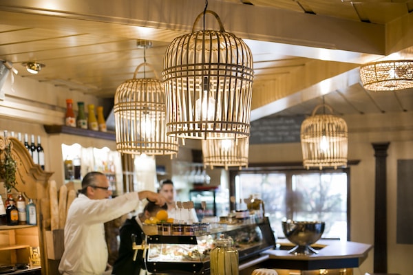 Bar (en el alojamiento)