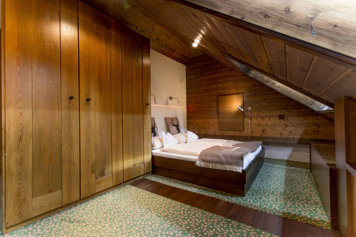 apartment, 1 bedroom | in-room safe, iron/ironing board, cots/infant beds, free wifi