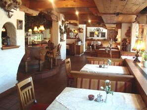 تناول الطعام