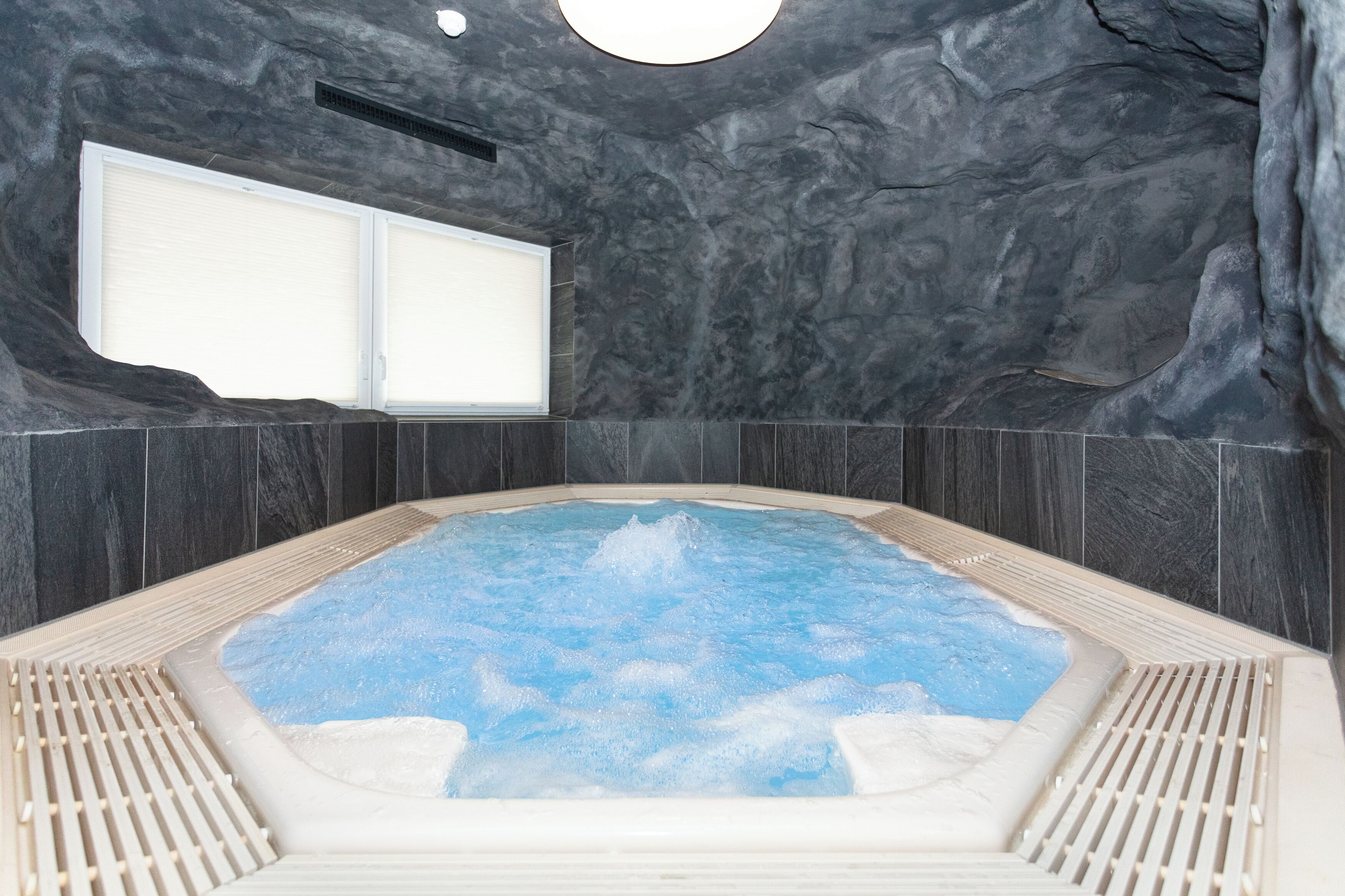 Tina de hidromasaje interior