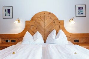 Familien Zimmer | Zimmersafe, kostenloses WLAN, Bettwäsche