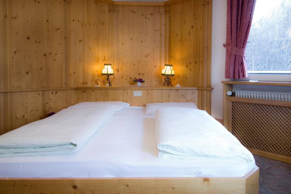 in-room safe, desk, cots/infant beds, free wifi