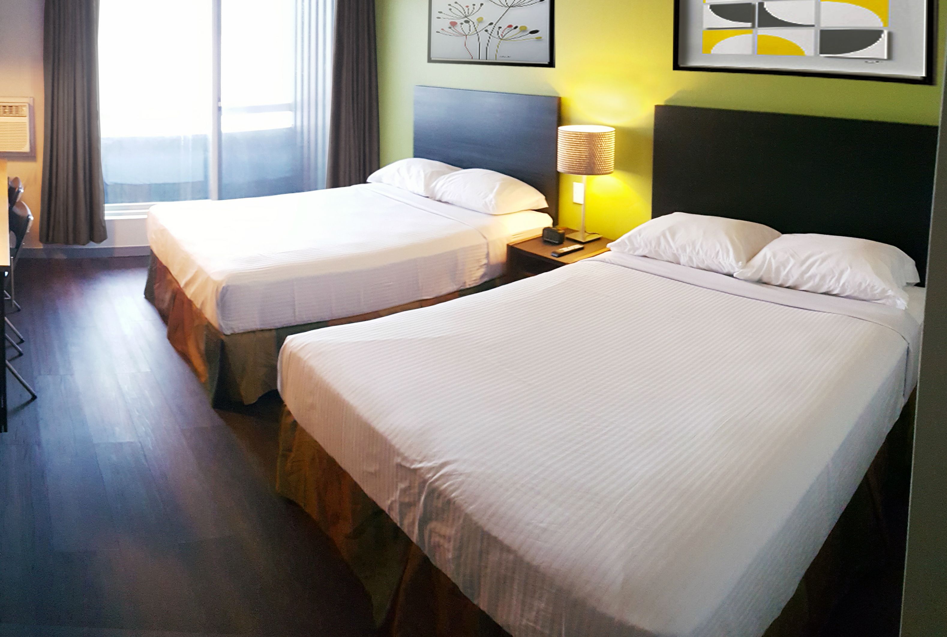 스탠다드룸, 퀸사이즈침대 2개, 간이주방 | 무료 WiFi, 침대 시트