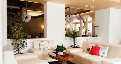 Hotel Alpina Resort