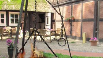 Grill-/Picknickplatz