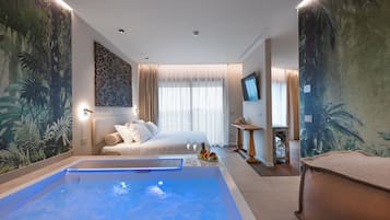 Suite Romantica | Biancheria da letto di alta qualità, minibar, una cassaforte in camera