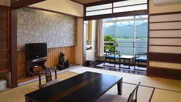 Japanese Style Room for 4 People, Private Bathroom