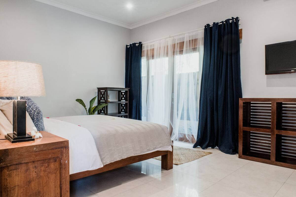 1 Schlafzimmer, hochwertige Bettwaren, Minibar, Zimmersafe