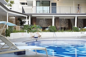 Outdoor pool, pool loungers