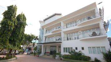 Bagian depan properti