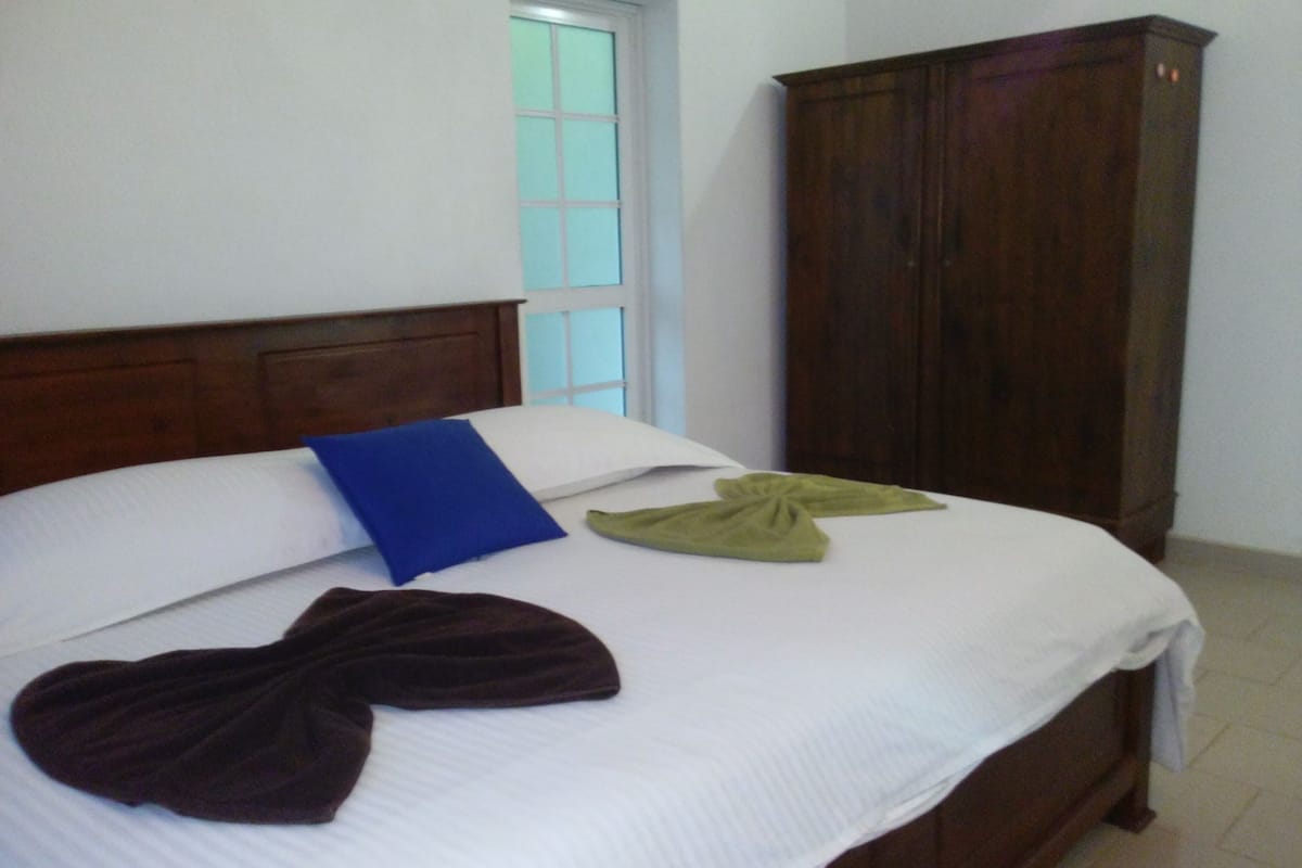 Rollaway beds, free WiFi
