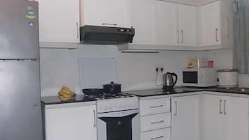 3 Bedroom Villa with Private Swimming Pool | Shared kitchen | Microwave, oven, stovetop, cookware/dishes/utensils
