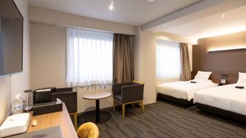 Chambre Premium avec lits jumeaux, 3 chambres, non-fumeurs (EX) | Bureau, fer et planche à repasser, draps fournis