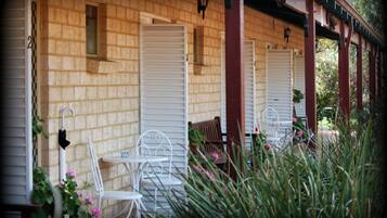 Zimmer | Terrasse/Patio