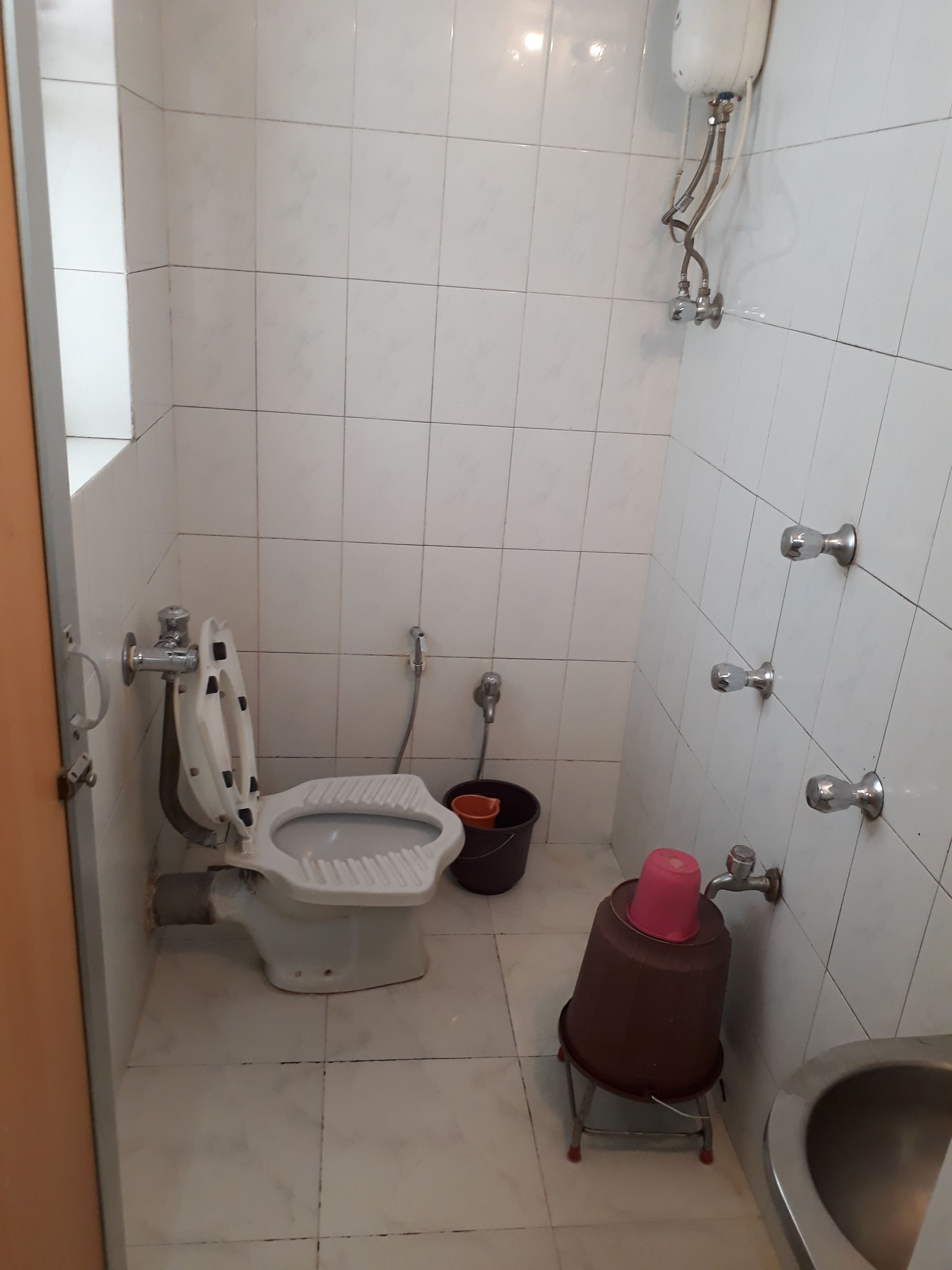 Standard Non A/c  | Bathroom | Towels