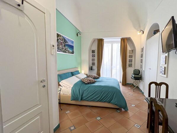 Positano | Hypo-allergenic bedding, in-room safe, individually decorated - Amalfi Andrea`s House (Amalfi)