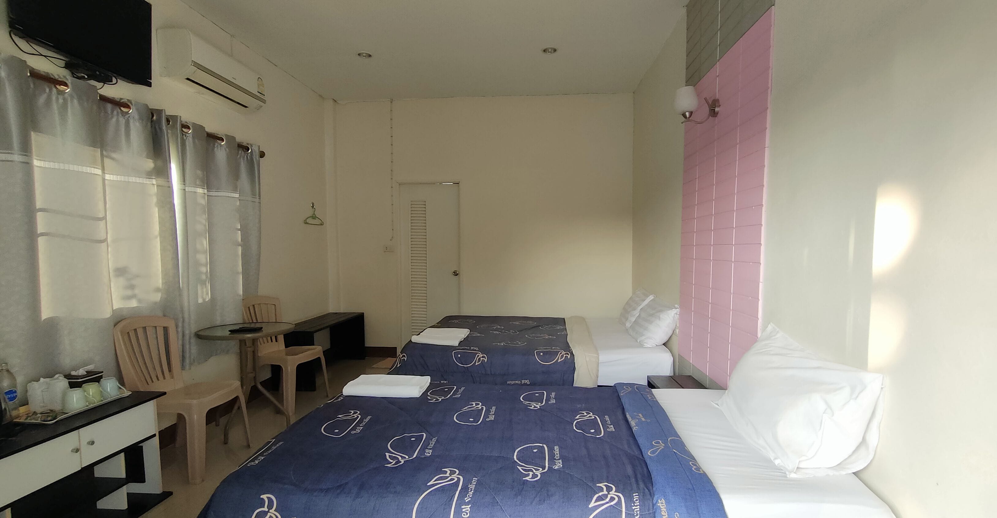 Escritorio y wifi gratis 