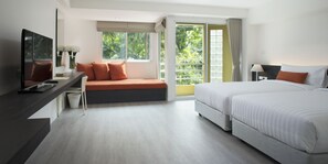 Deluxe Room with Balcony, Non smoking | In-room safe, desk, blackout drapes, free WiFi - Le Tada Residence (Bangkok)