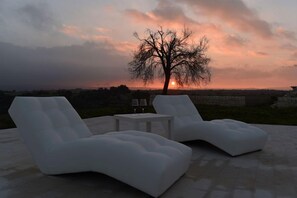 Sun deck