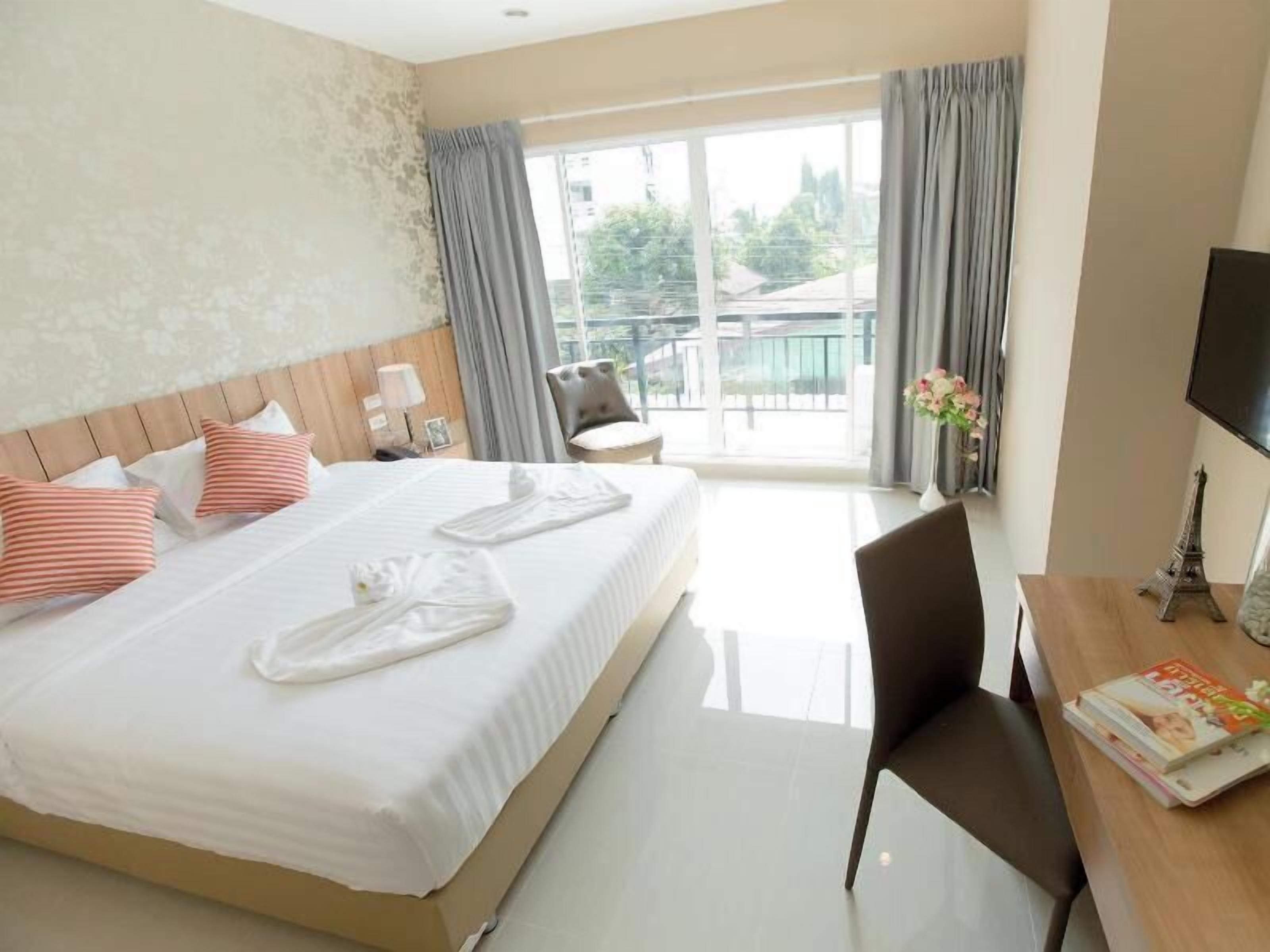 Ropa de cama de alta calidad y camas con pillow-top 