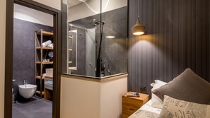 Deluxe Suite, Balcony - QT Suites Roma (Rome)