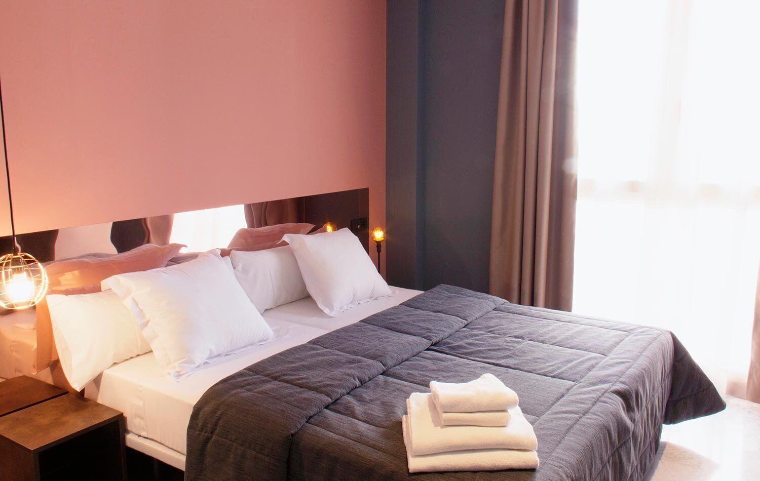 Classic Studio | Down duvets, in-room safe, blackout curtains, soundproofing