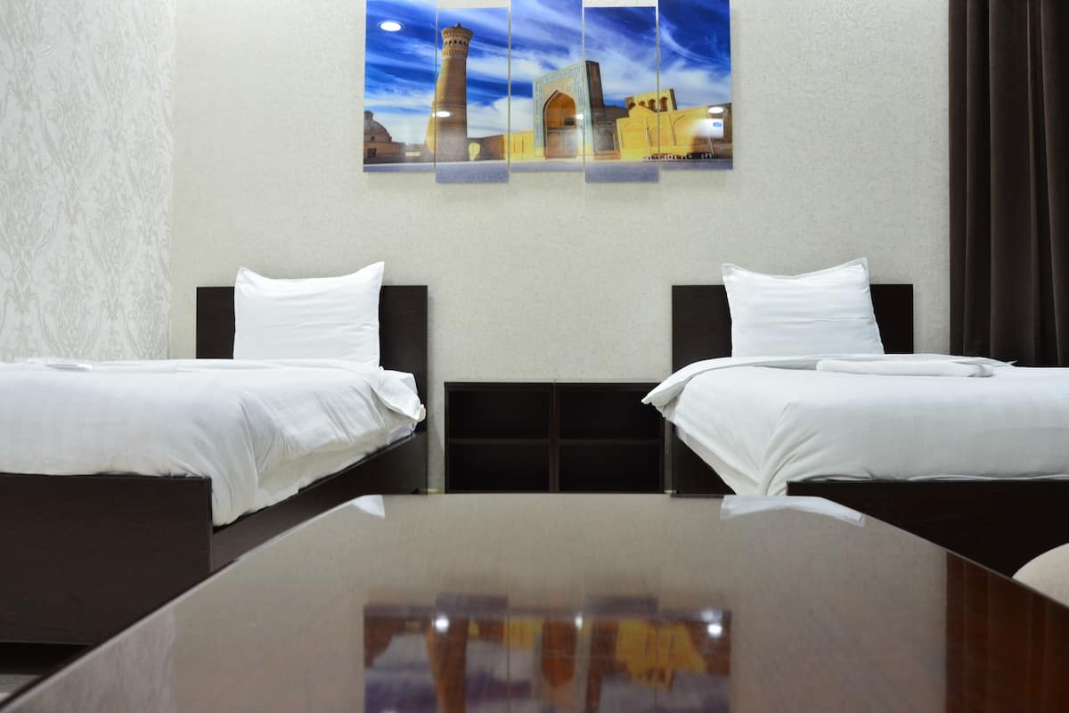 Economy Twin Room, 1 Bedroom (Shared bathroom for 2 rooms) | 1 bilik tidur, Wi-fi percuma