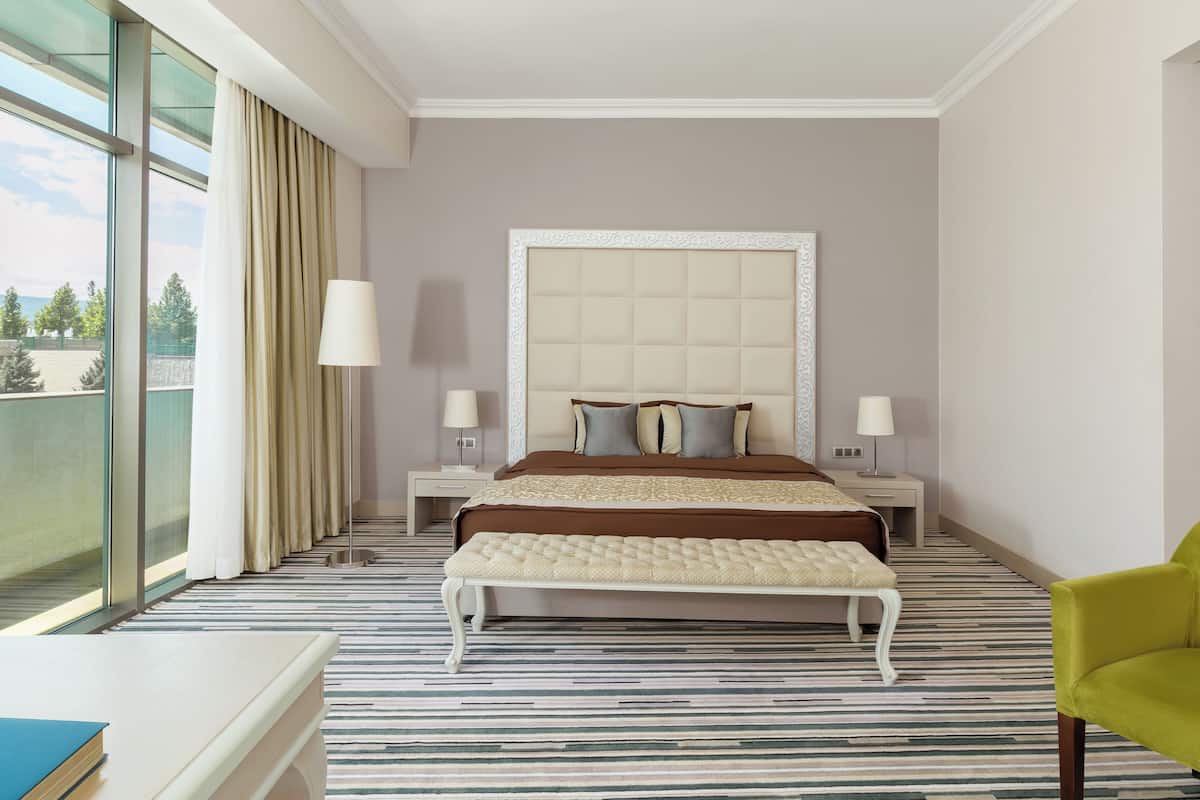 Junior-Doppelzimmer | 1 Schlafzimmer, Minibar, Zimmersafe, Schreibtisch