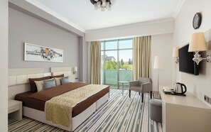 Minibar, in-room safe, desk, soundproofing - Gashalti Health Hotel Naftalan (Naftalan)