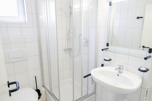 Shower, free toiletries, hair dryer, towels