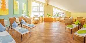 Sauna, kasvohoitoja, hieronta- ja hoitohuoneita