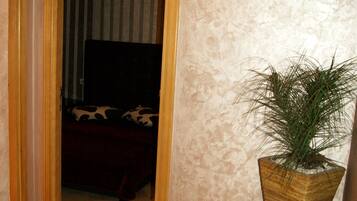 Apartamento, 1 quarto (2nd floor) | Comodidades do quarto