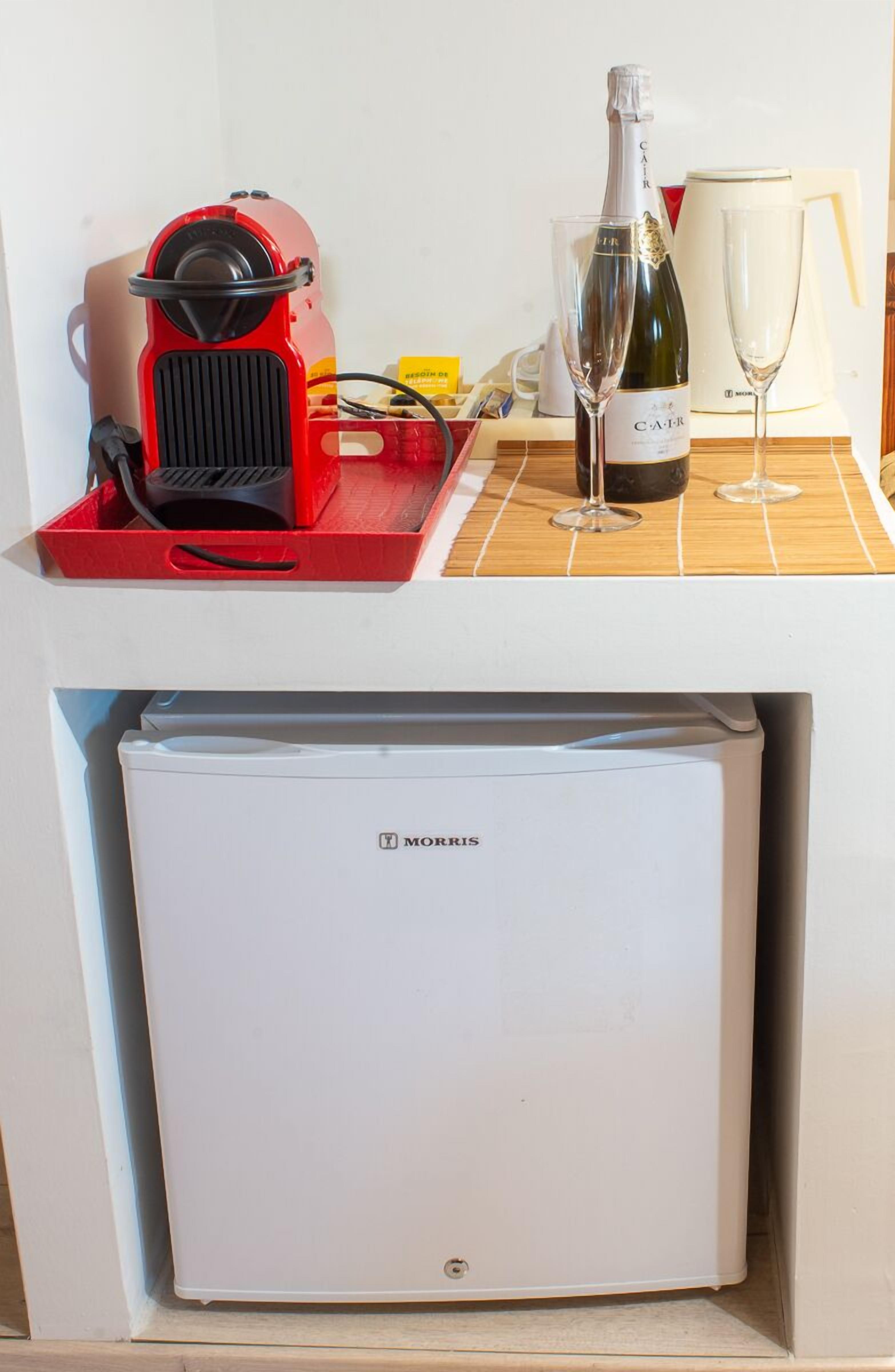 junior suite | egyptian cotton sheets, premium bedding, minibar, in-room safe