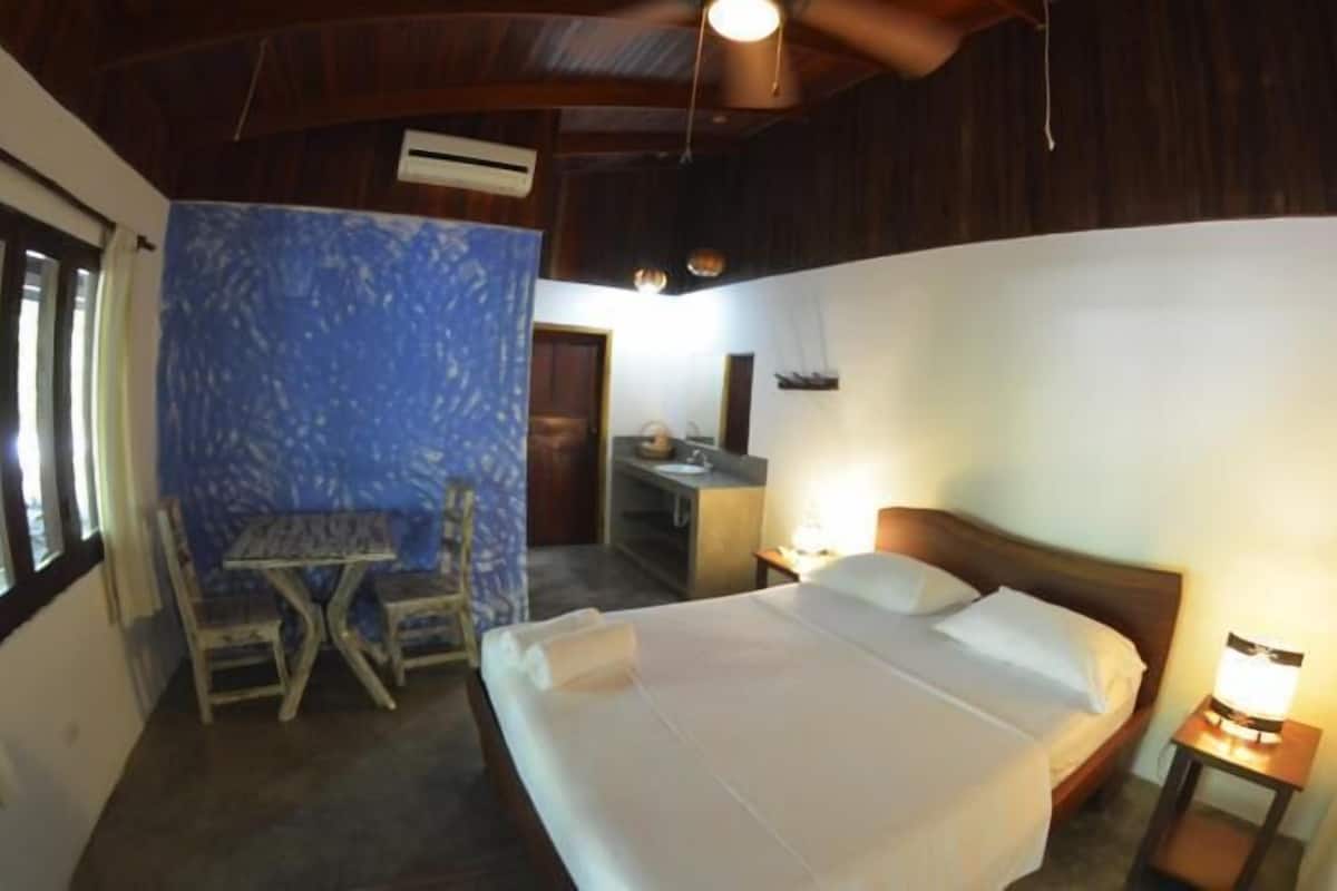 In-room safe, rollaway beds (surcharge), WiFi (free)