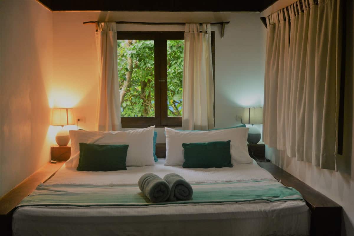 Deluxe House, Pool Access, Garden Area | In-room safe, rollaway beds (surcharge), WiFi (free)