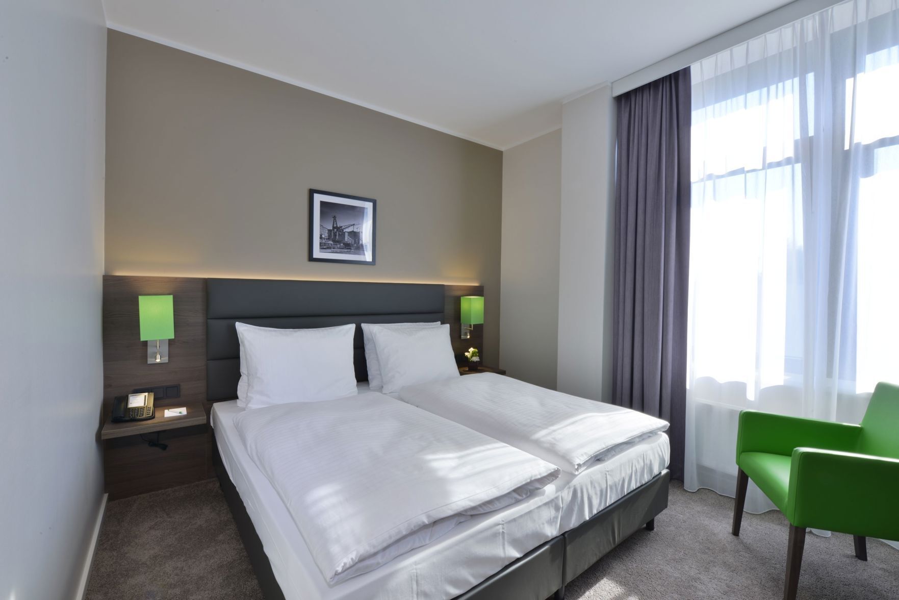 Premium bedding, in-room safe, desk, laptop workspace