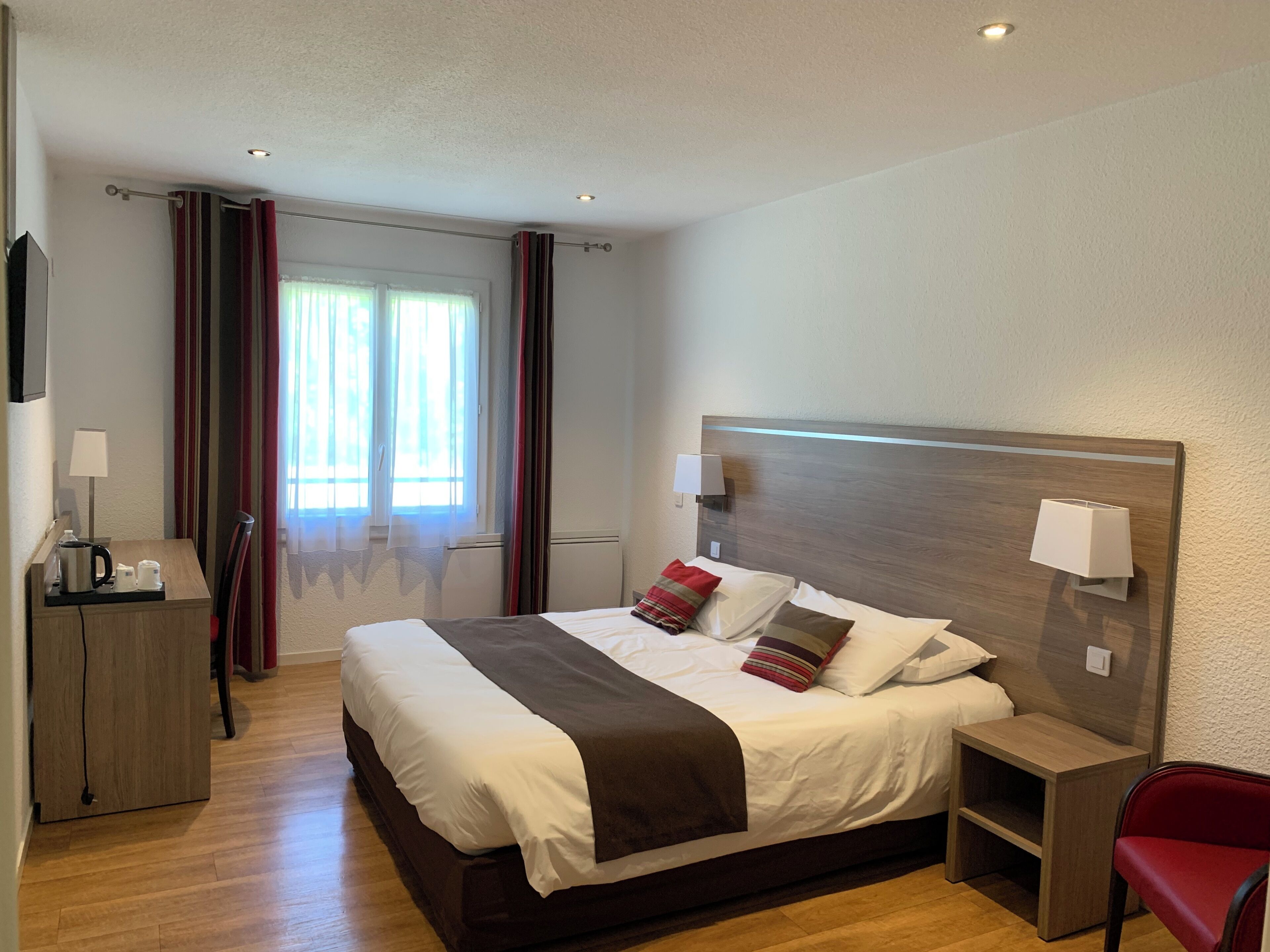 Comfort Room, 1 Queen Bed | Premium bedding, Select Comfort beds, desk, soundproofing