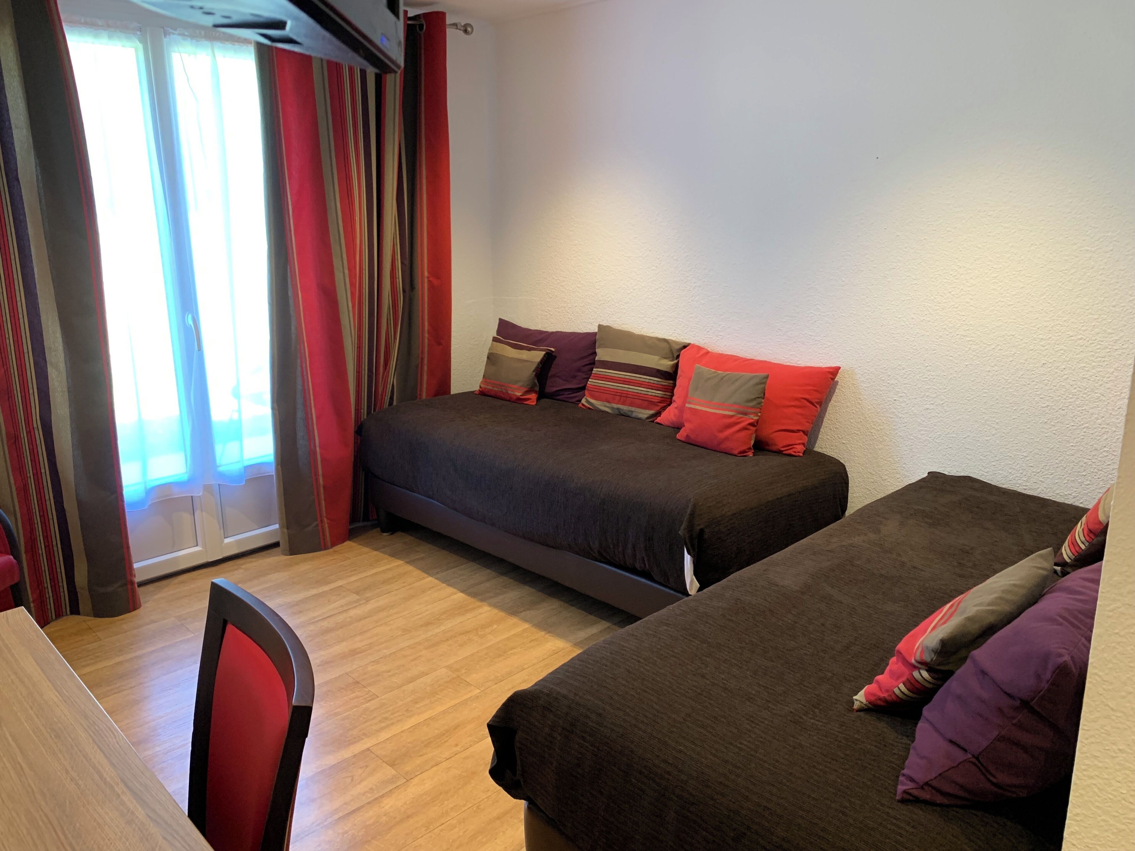 Family Room, Multiple Beds | Premium bedding, Select Comfort beds, desk, soundproofing