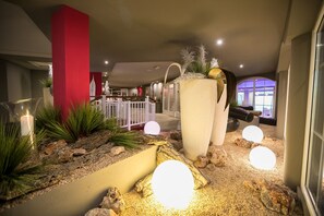 2 bars/lounges, poolside bar - Hotel Mediterranee Family & Spa Hotel (San Michele al Tagliamento)