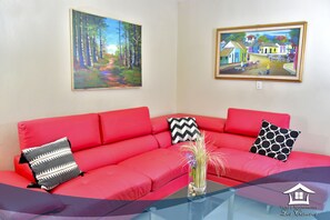 Lobby lounge - Hotel Los Cisneros (Managua)