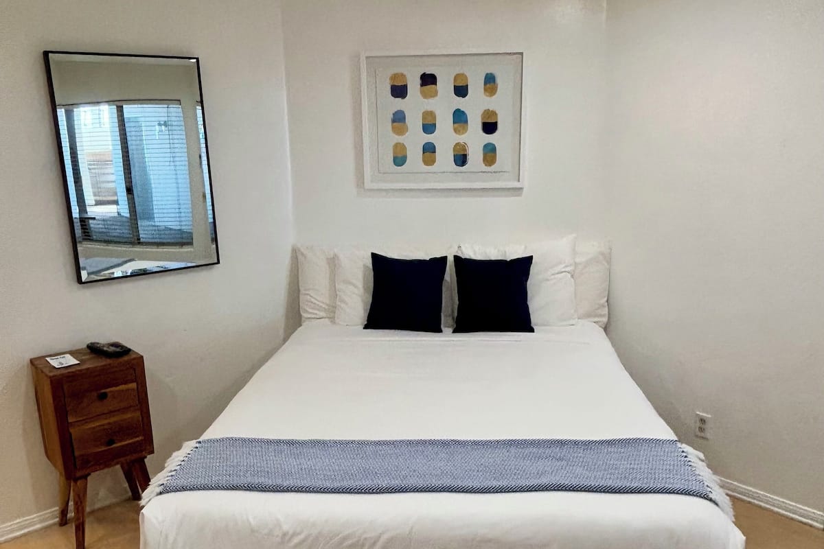 Quarto, 1 cama Queen | Roupa de cama