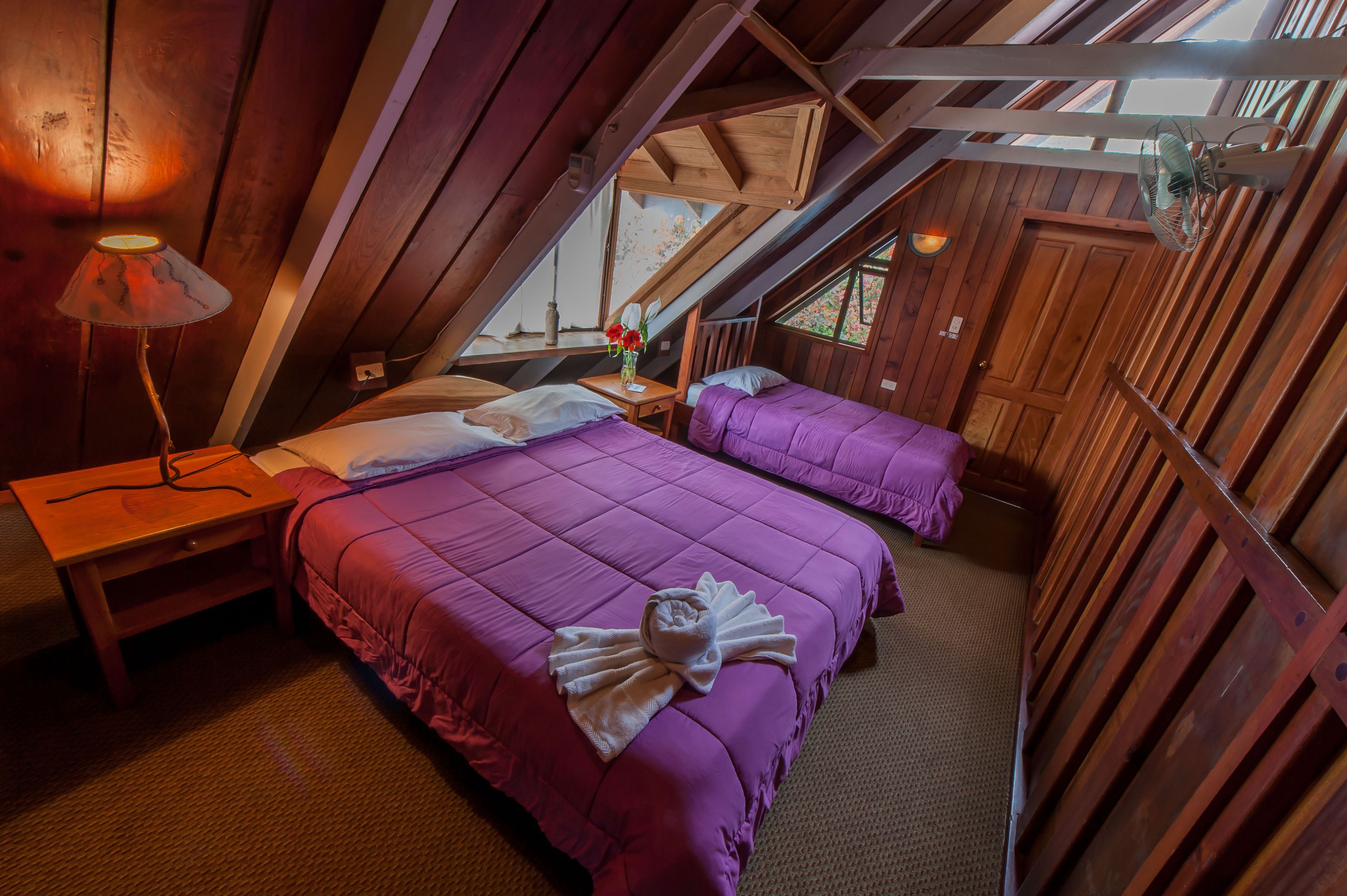 1 bedroom, desk, free wifi, bed sheets