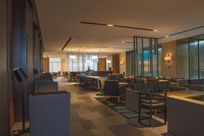 Sala de estar en el lobby